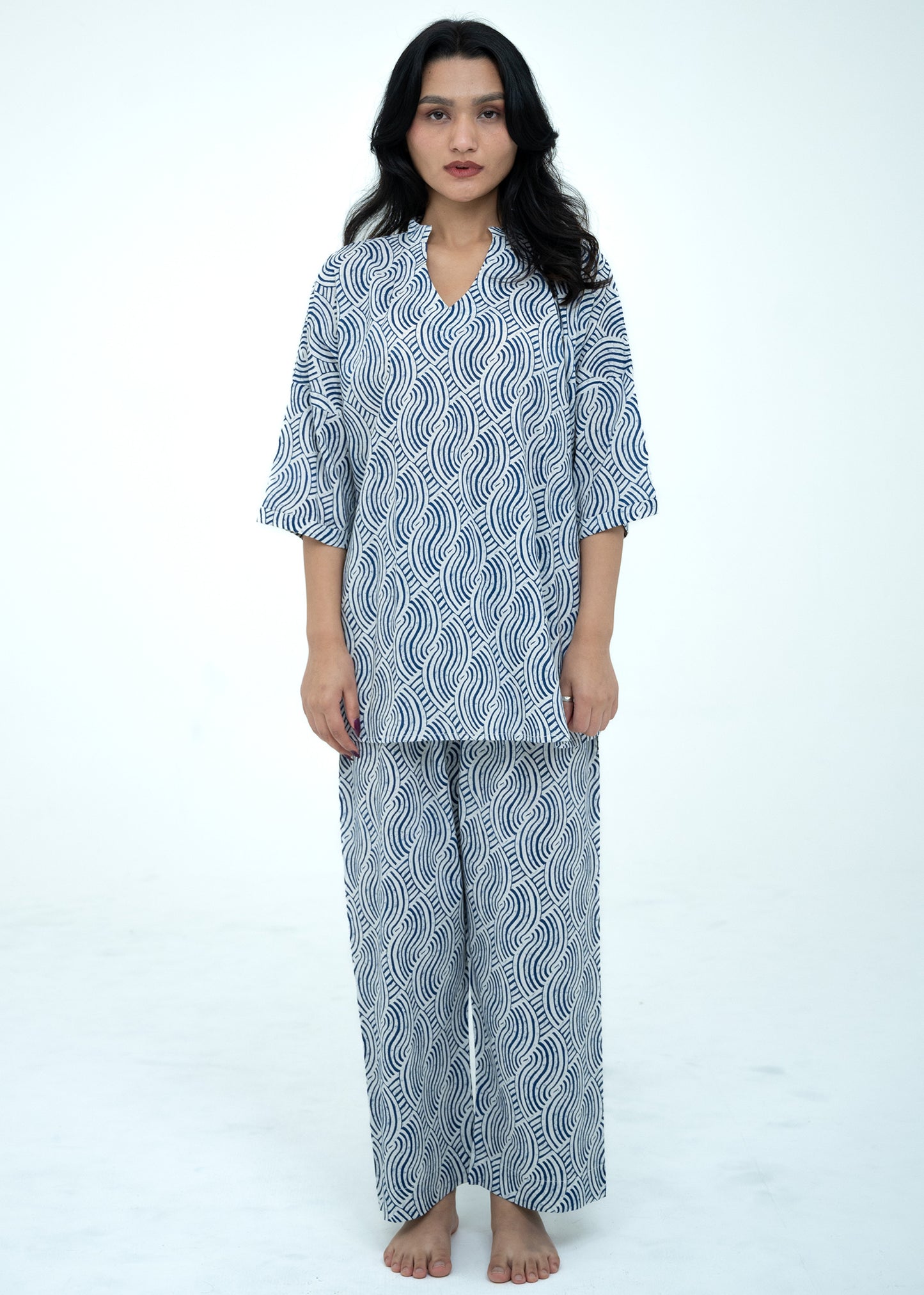 Linen Soft V-Neck Relaxed Fit Blue Printed Pajama Set