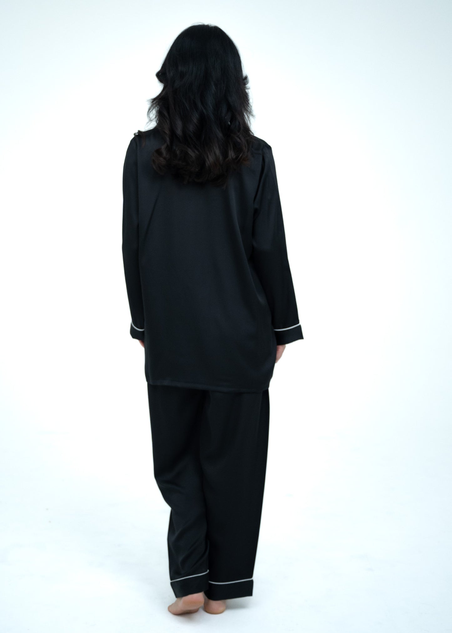 Silk Relaxed Fit Black Pajama Set