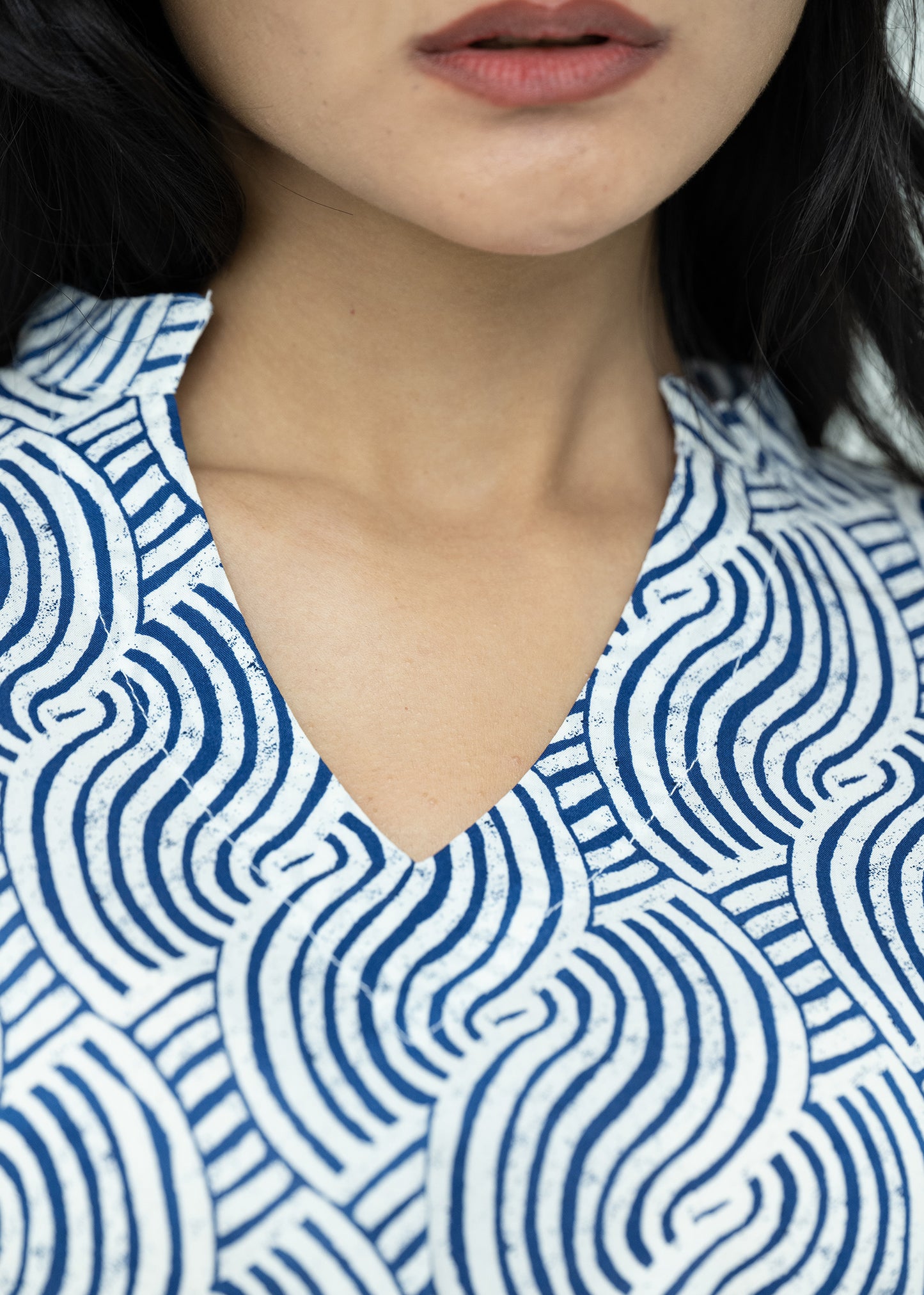 Linen Soft V-Neck Relaxed Fit Blue Printed Pajama Set